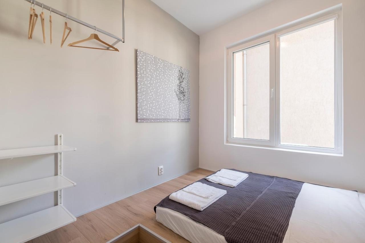 Bluewaveplace - Contemporary Home In Center Of ソフィア エクステリア 写真